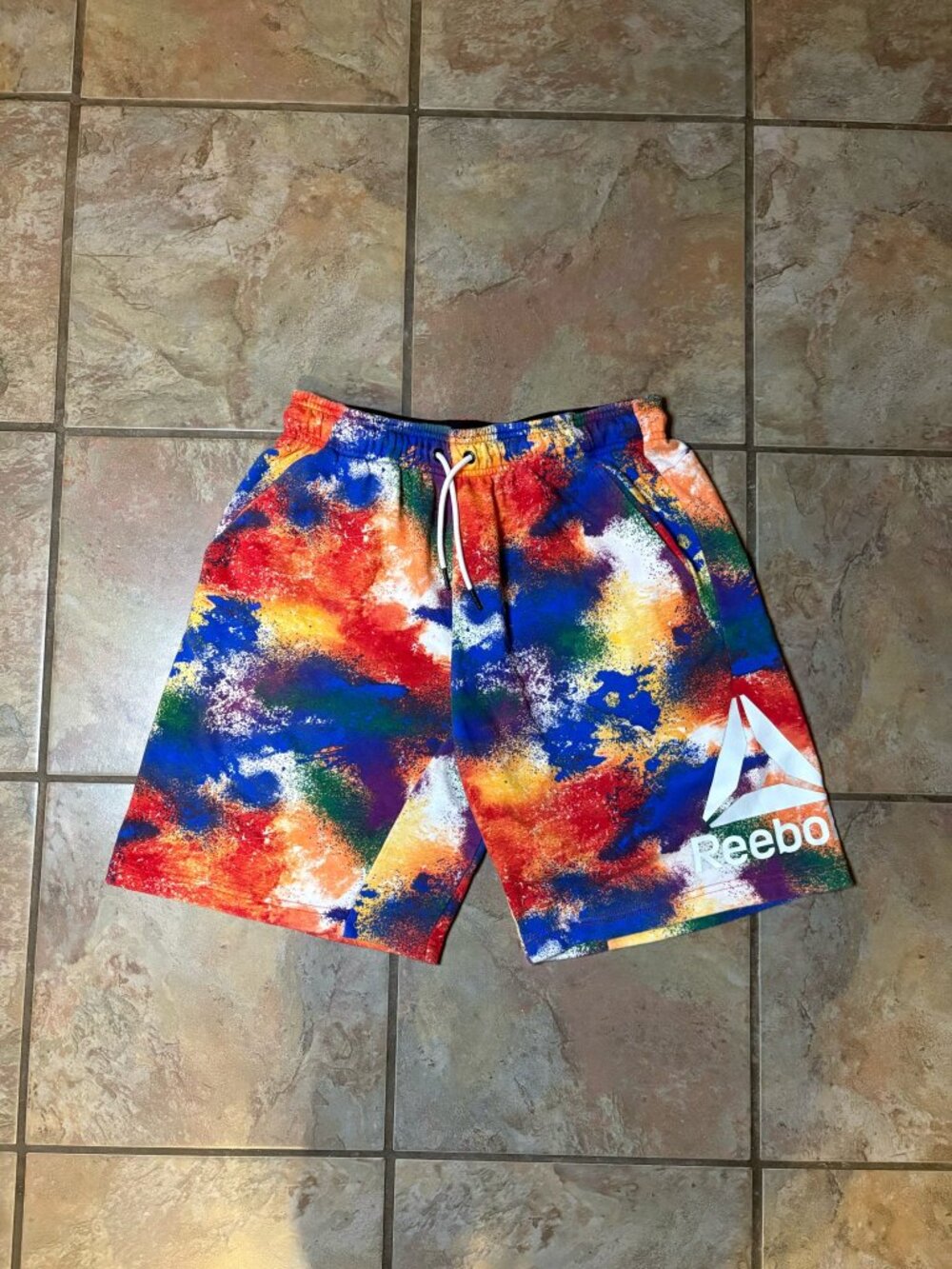 Reebok Men's Multi-Color Splatter Paint Graffiti Athletic Shorts | Size Medium